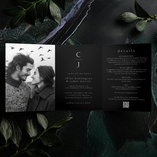 Invitation Trois Volets Mariage Monogramme moderne noir 2 Photos QR Code (Créateur téléchargé)