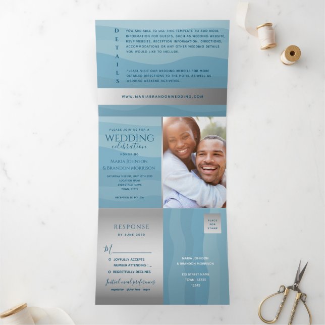 Invitation Trois Volets Mariage photo moderne Dusty Blue Ocean Waves (Intérieur)