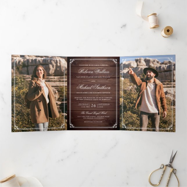 Invitation Trois Volets Minimalist Photo Rustic Barn Wood QR Code Wedding (Intérieur)