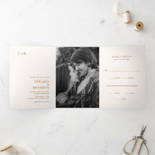 Invitation Trois Volets Monogramme en cuivre minimal Photo Mariage moderne