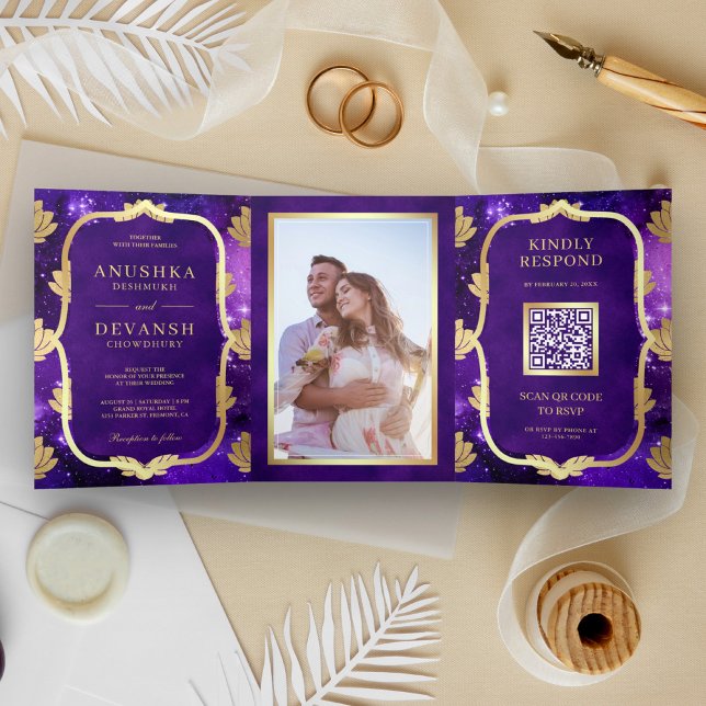 Invitation Trois Volets Purple Galaxy Gold Lotus QR Code Mariage indien (Créateur téléchargé)
