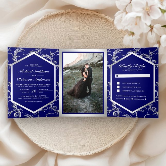 Invitation Trois Volets Royal Blue Silver Flourish Swirl Wedding Photo (Créateur téléchargé)