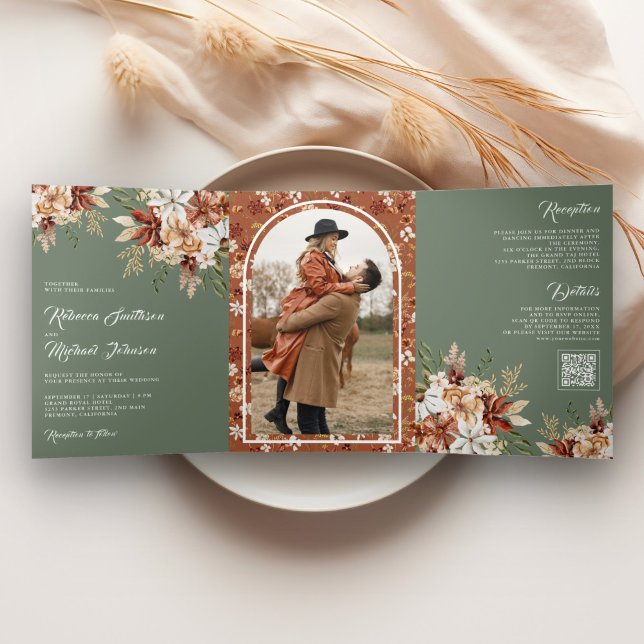 Invitation Trois Volets Terracotta Floral Fleur sauvage Sage Green Mariage (Créateur téléchargé)