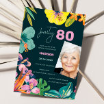 Invitation Tropical Floral été Grand-mère fête d'anniversaire<br><div class="desc">Un design tropical luxuriant avec des éléments floraux colorés d'aquarelle qui comprennent des fleurs d'hibiscus, des fleurs de gingembre et une variété de feuillage tropical. L'apparence est vibrante et vivante et donne le ton de votre célébration dans le style aloha. Un cadre photo branché entourant votre texte apporte une touche...</div>