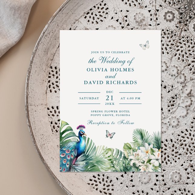 Invitation Turquoise Peacock Fleurs tropicales Mariage papill (Teal Peacock Tropical Flowers Butterfly Wedding Invitation on a boho ceramic plate.)