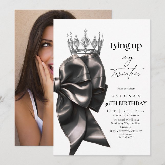 Invitation Tying Up My Twenties Black Bow 30th Birthday (Devant / Derrière)