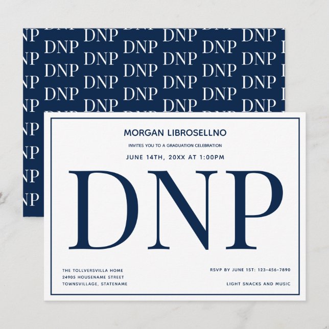 Invitation Typographie Bleu Blanc DNP Graduation Party (Devant / Derrière)