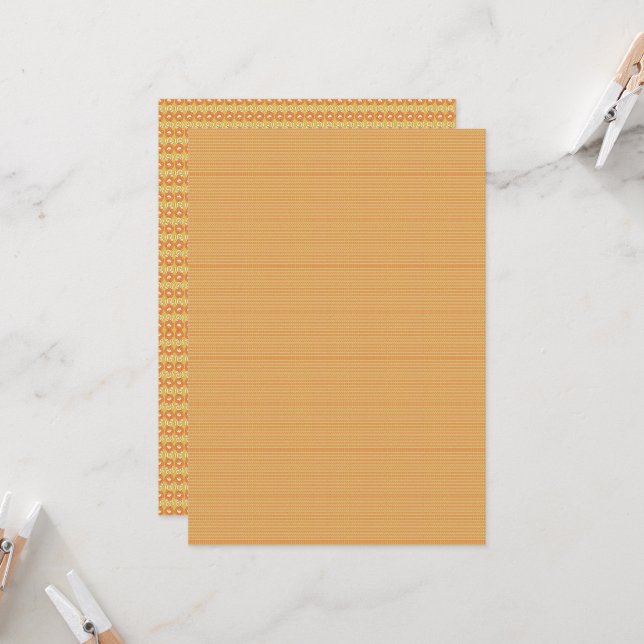 Invitation un arrière - plan orange et jaune avec des petits  (Devant/Arrière en situation)
