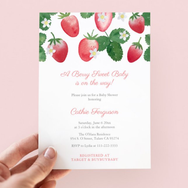 Invitation Un Bébé Berry Sweet Se Trouve Sur Le Chemin De La  (A berry sweet baby Strawberries themed baby shower invitation design, with pink white buffalo check)