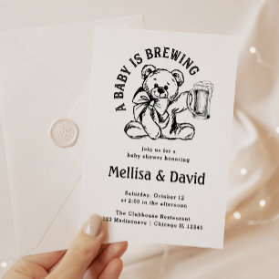 Invitation Un Bébé est en train de brasser Baby shower Tedd