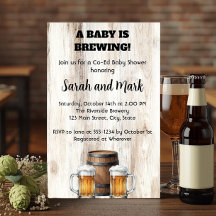 Un bébé est en train de brasser Fête de bébé rusti