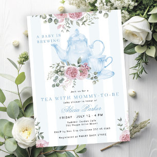 Invitation Un bébé prépare un thé floral bleu garçon baby sho