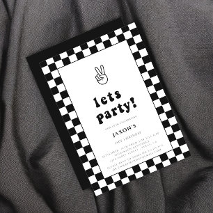 Invitation Un damier noir et blanc moderne permet de fêter l'