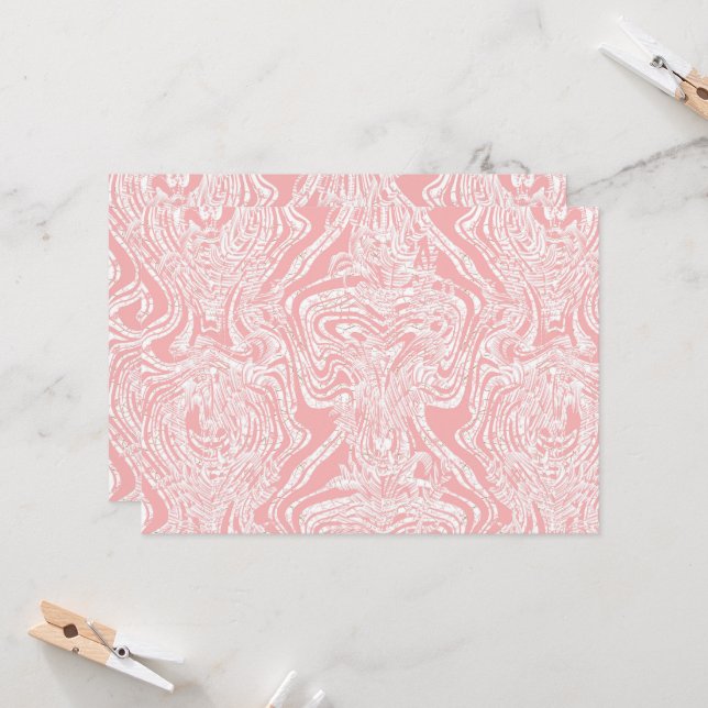 Invitation un design abstrait rose et blanc sur un fond blanc (Devant/Arrière en situation)
