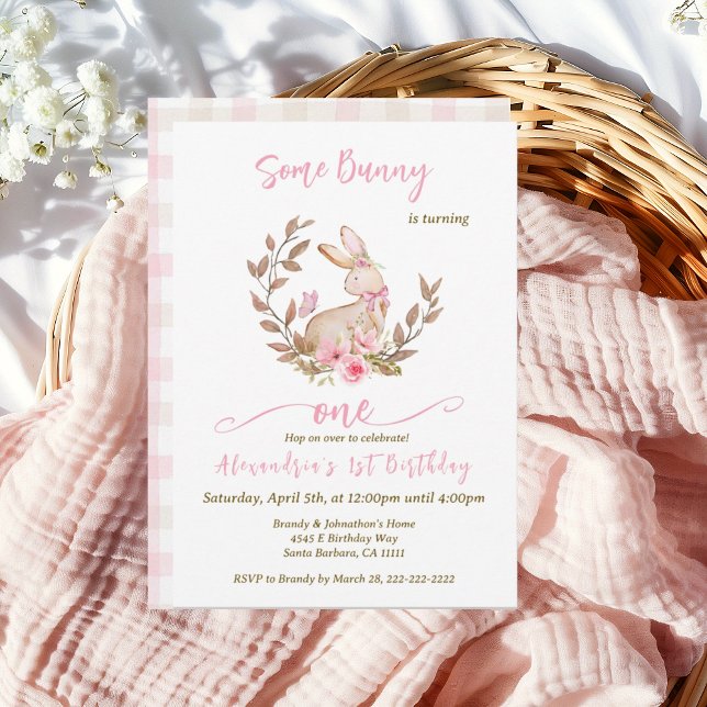 Invitation Un Lapin Est En Train De Tourner Une Fille Rose (Some Bunny is turning one. Girls 1st Birthday pink bunny invitations.)