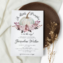 Un petit citrouille automne élégant fleurs violett