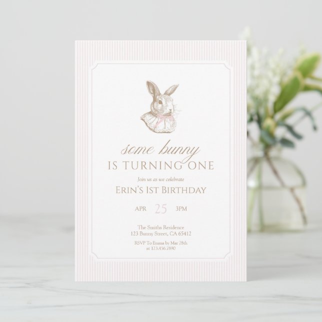 Invitation Un petit lapin fête son premier anniversaire (Debout devant)