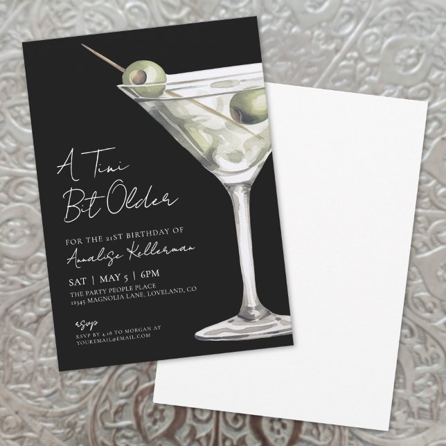 Invitation Un peu plus âgé, Martini noir, fête d'anniversaire (A Tini Bit Older Martini Birthday Party Invitation)