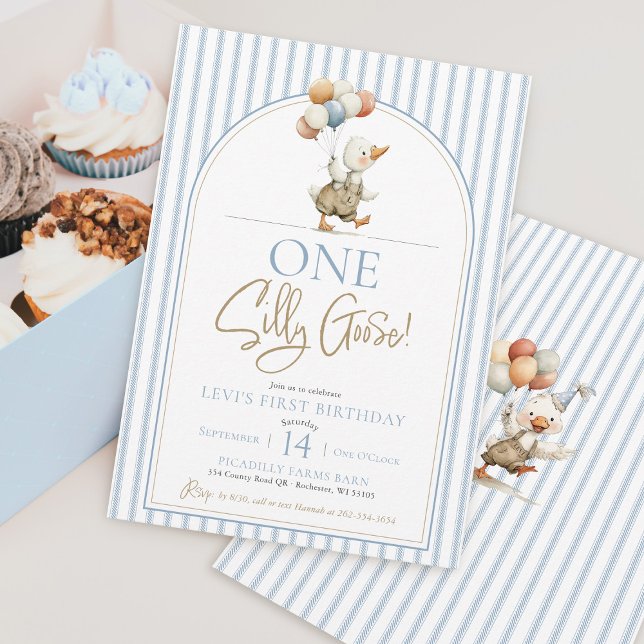 Invitation Un sot Goose mignon Pinstripe Boy 1er anniversaire (ONE Silly Goose cute modern whimsical blue ticking pinstripe stripe arch boy 1st birthday invitation)