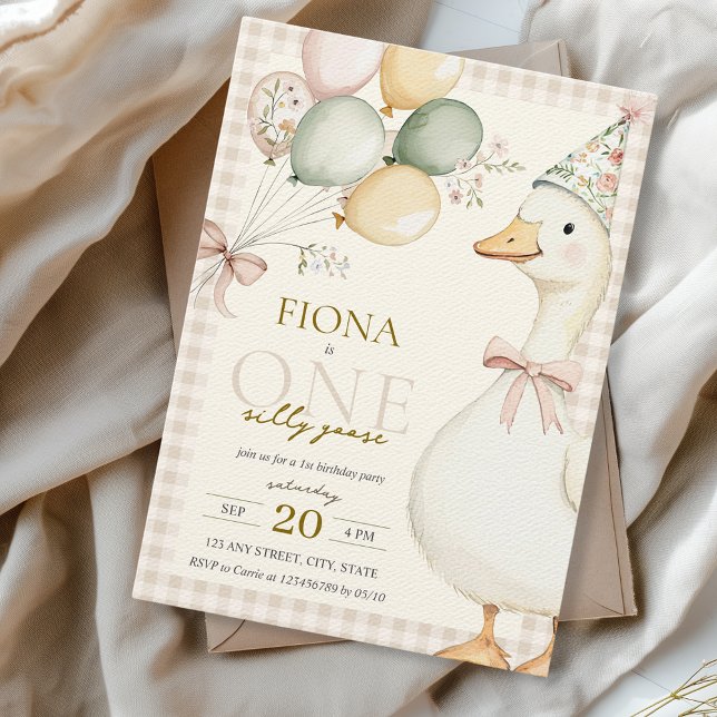 Invitation Une Aquarelle d'oie soie En vichy 1er anniversaire (One Silly Goose 1st Birthday Invitation Gender Neutral Watercolor Cute Theme Mother Goose Gingham)