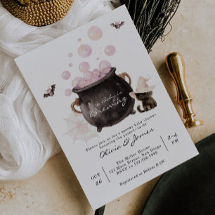 Invitation Une Baby Shower Halloween : Un Bébé en Route