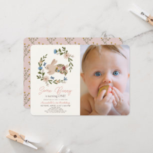 Invitation Une couronne de lapin floral 1er anniversaire Phot