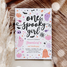 Une Éffrayante fille mignonne Halloween Ghost 1er