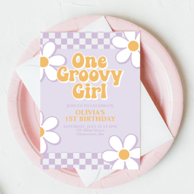 Invitation Une Fille Groovy Rétro Vérification Lilac Daisy (Créateur téléchargé)