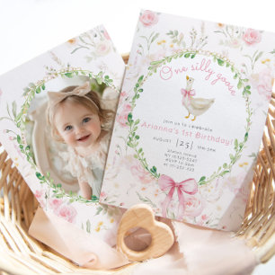 Invitation Une petite fille rose de l'oie sotte Photo 1er ann
