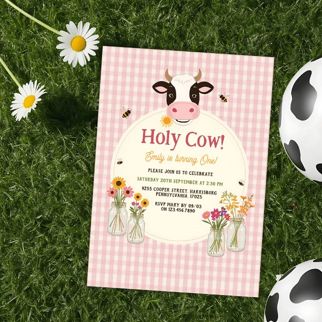 Invitation Vache Sainte Fleur rose Gingham Fille 1er Annivers (Holy Cow Girl Birthday Invitation Pink Gingham 1st Birthday Party Invite with Flowers and Cow)
