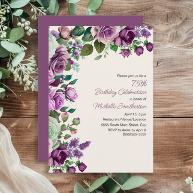 Invitation Vert Menthe Élégant Fleurs Violettes 75e Anniversa (Purple and mint green watercolor floral women's 75th birthday party invitation)