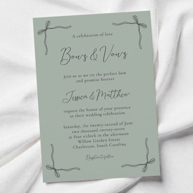 Invitation Vert sauge Élégant Script Coquette Nœud Mariage (Sage Green Elegant Script Coquette Bow Wedding Invitation)