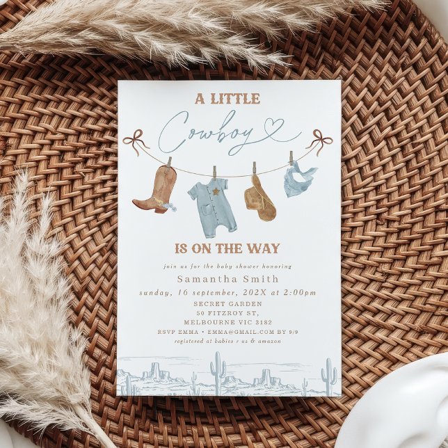 Invitation Vêtements bleu gris mignon Baby shower petit Cowbo (Little Cowboy Baby Shower Invitation Template, A Little Cowboy I s On The Way Baby Shower Invite)