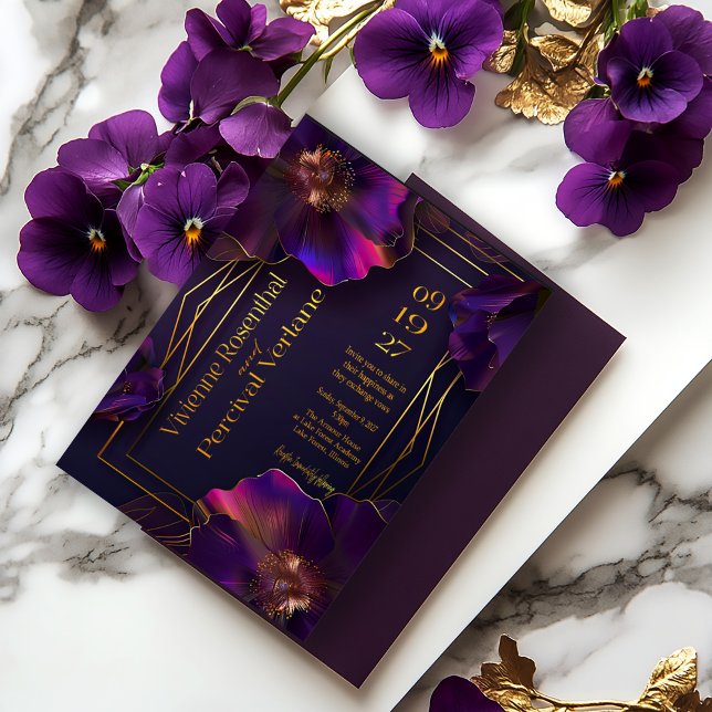 Invitation Violettes Lumineuses Fleurs Violettes Modernes pou (Elegant Luminous Violet Purple Asymmetrical Frame Wedding Invitation )