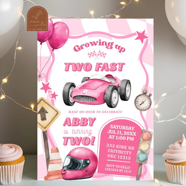 Invitation Voiture de course rose deux rapide 2ème anniversai (Créateur téléchargé)