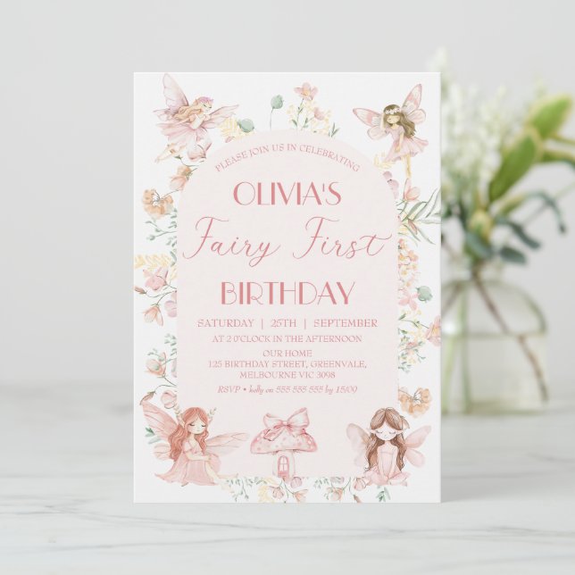 Invitation Whimsical Pink Fairy Premier anniversaire 1er anni (Debout devant)