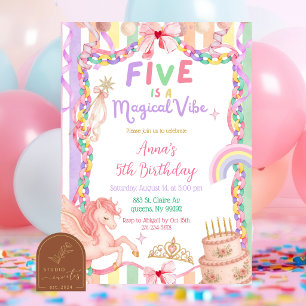 Invitation Whimsy Five est une licorne d'ambiance magique pou