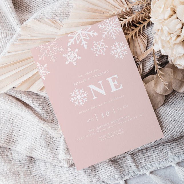 Invitation Winter Wonderland Filles Flamme de neige rose Anni (Créateur téléchargé)