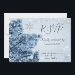 Invitation Winter Wonderland, Neige, Snowflakes RSVP<br><div class="desc">Branches de pins et flocons de neige avec la neige rsvp. Une belle invitation qui peut être customisée avec votre nom. Cliquez sur le bouton "personnaliser" pour modifier le style,  la couleur et la taille de la police.</div>