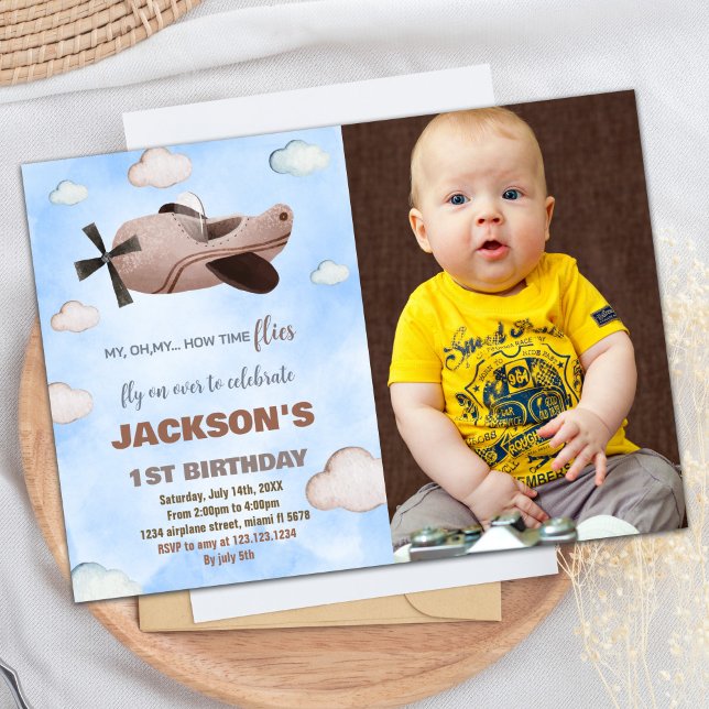 Invitations d'anniversaire de l'avion Brown avec p (Airplane Birthday Invitations Brown with photo)