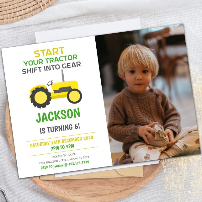 Invitations d'anniversaire du tracteur blanc et ja (White Yellow Tractor Birthday Invitations w photo)