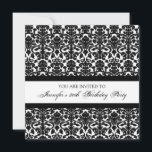 Invitations de Black Damask 80th Birthday Party<br><div class="desc">Personnalisé 80e anniversaire invitations à la fête dans un style classique élégant et chic noir et blanc damas floral classique. Ajoutez votre nom et vos coordonnées pour une invitation unique et élégante à la fête du 80e anniversaire.</div>