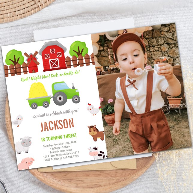 Invitations de fermes personnalisables pour les en (Green Barnyard birthday invitations with photo)