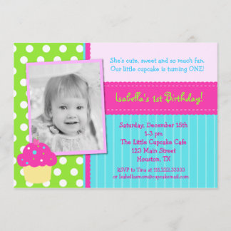 Invitations de fête d'anniversaire de petit gâteau