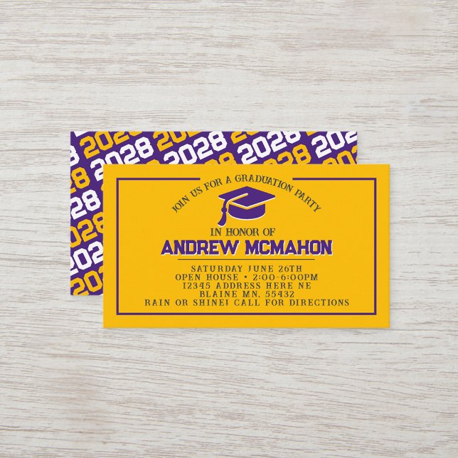 Invitations de la mini-graduation Gold & Purple (Gold & Purple Mini Graduation Invitations for friends, classmates, teammates or announcement inserts)