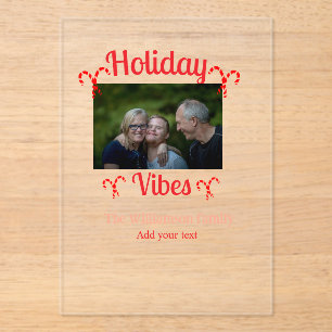 Invitations En Acrylique Holiday Vibes rouge nom de famille photo bonbon Ch