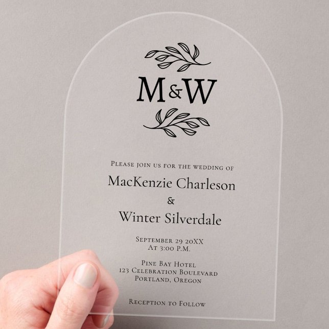 Invitations En Acrylique Initiales simples de deux monogrammes Mariage mini (Modern acrylic arch wedding invitation with couple monogram initials and botanical leaf sprig art)