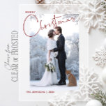 Invitations En Acrylique Joyeux Noël minimaliste moderne photo neuve<br><div class="desc">Célébrez votre premier Noël en couple avec un accueil élégant et sophistiqué qui capte magnifiquement la magie de la saison. Ce design, avec une superbe photo des jeunes mariés sur fond d'hiver glacé, résume l'essence de la romance et de la joie festive. Le script "Joyeux Noël", ludique et élégant, apporte...</div>