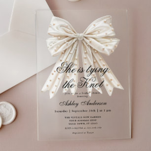 Invitations En Acrylique Pearl Bow Elle noue la douche nuptiale