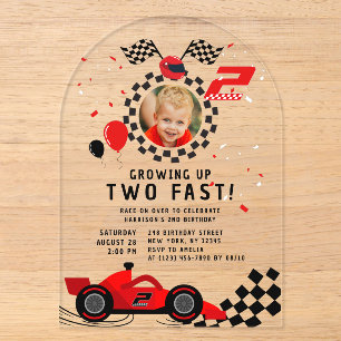 Invitations En Acrylique Photo de voiture de course rouge rapide en grandis